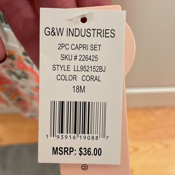 NWT 18 Month Capri set - Picture 3 of 3